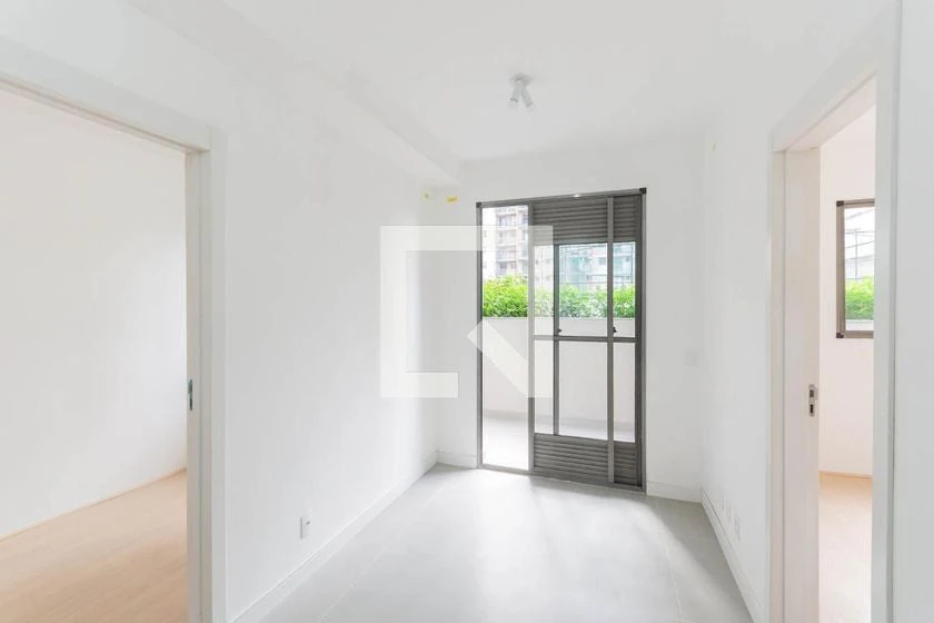 Garden-style apartment with 2 bedrooms and a balcony — photo 24