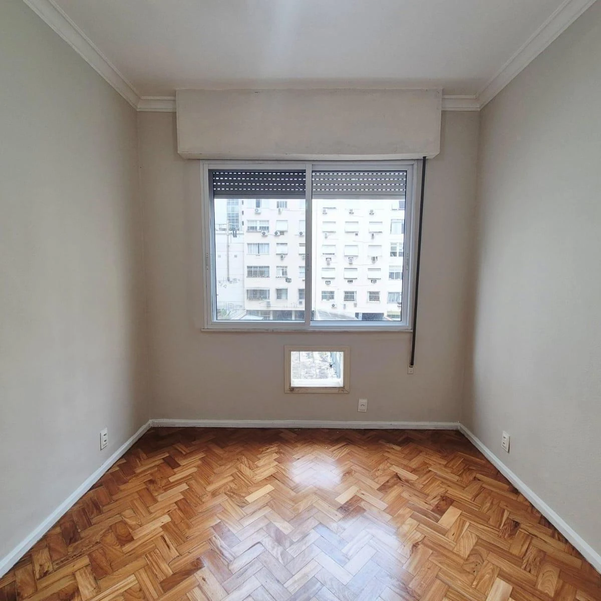 Дерев'яна підлога або ламінат та 2 спальні: квартира 62 м² — photo 3