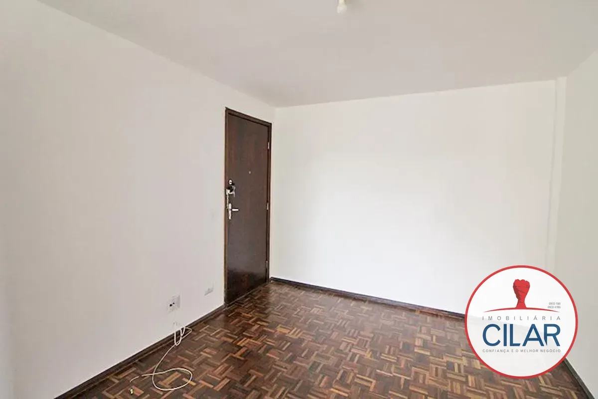 Apartamento com piso de madeira ou laminado, Portão — photo 15