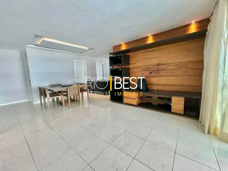Apartment with 4 bedrooms and a glazed balcony view — photo 6