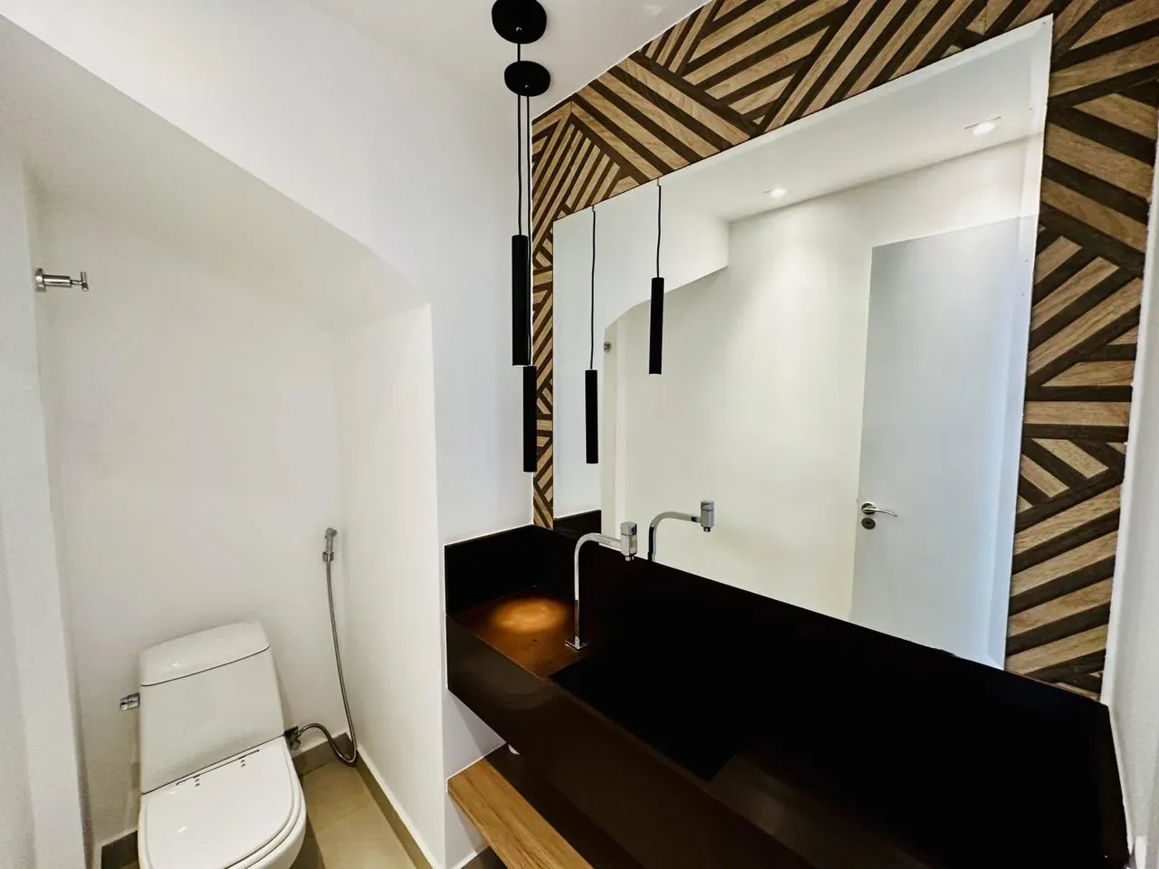Furnished house, 250 m², with a grill on the balcony — photo 20