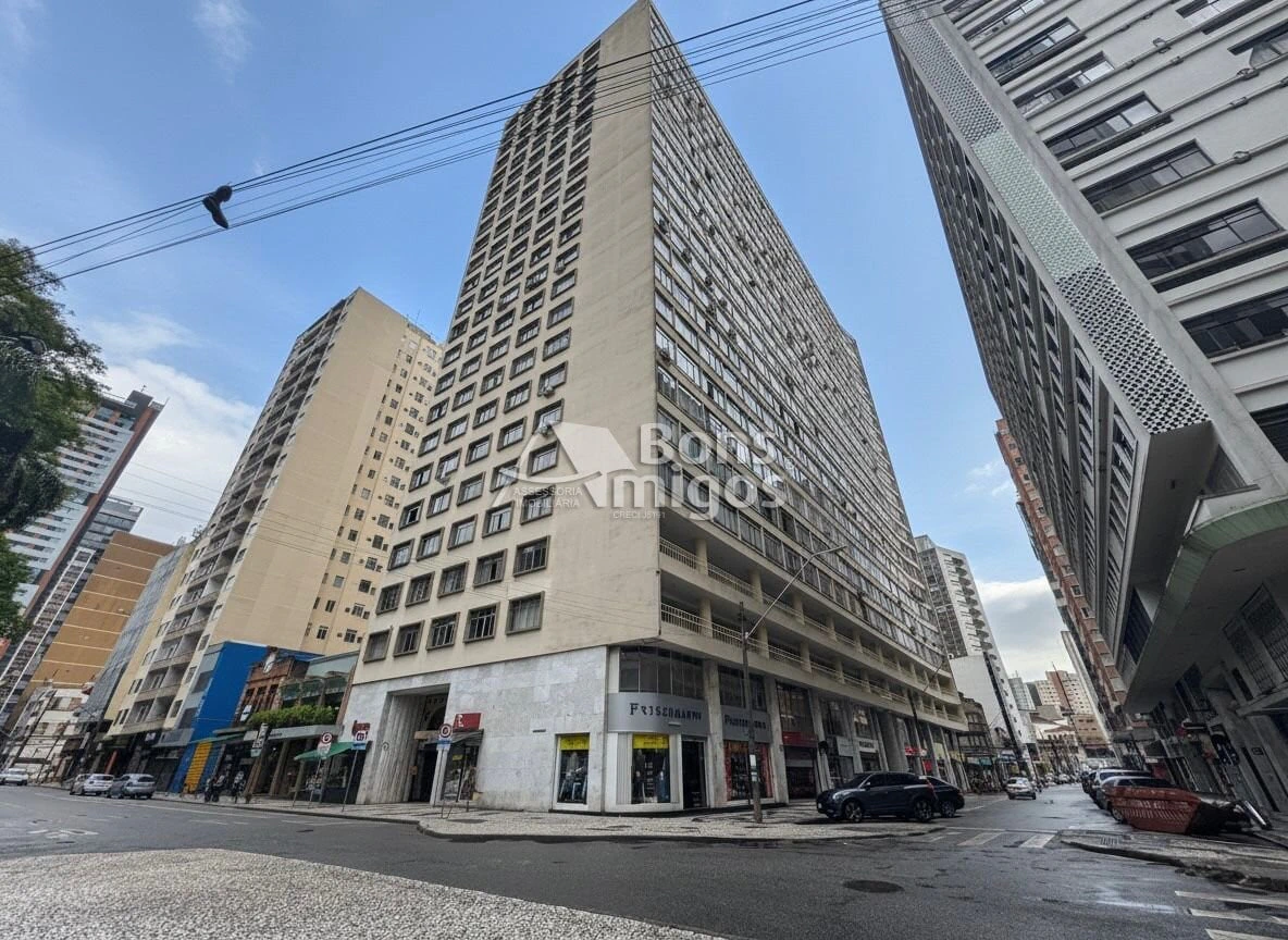 Monoambiente con espacio de home office en Curitiba — photo 8