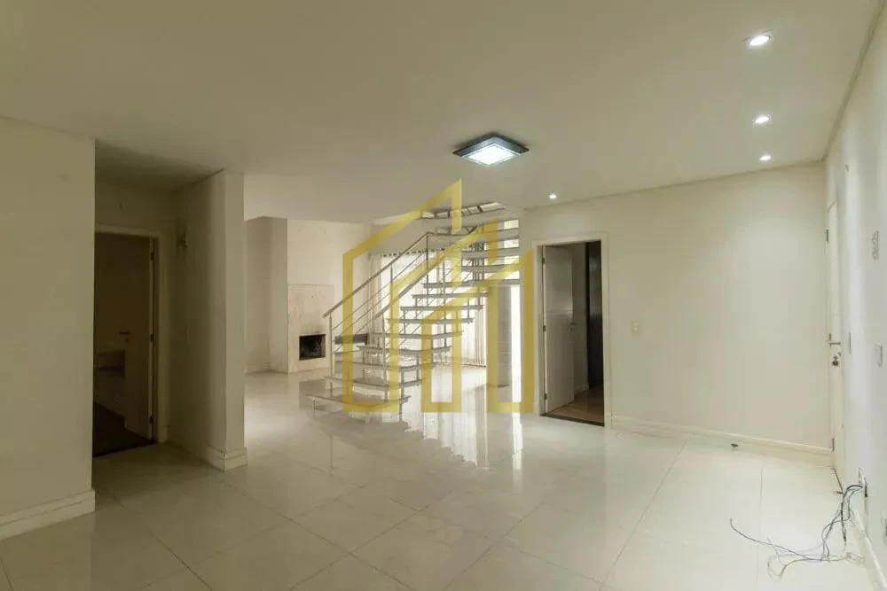 Casa para aluguel com 4 quartos e varanda — photo 14