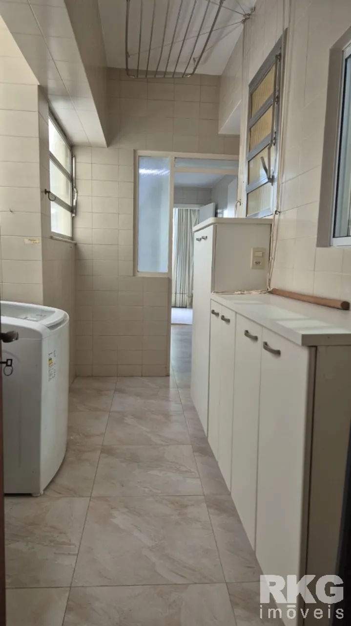 Furnished apartment with 3 bedrooms and 2 bathrooms — photo 9