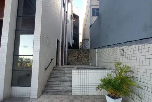 Apartment on the 1st floor with a glass-enclosed balcony — photo 20