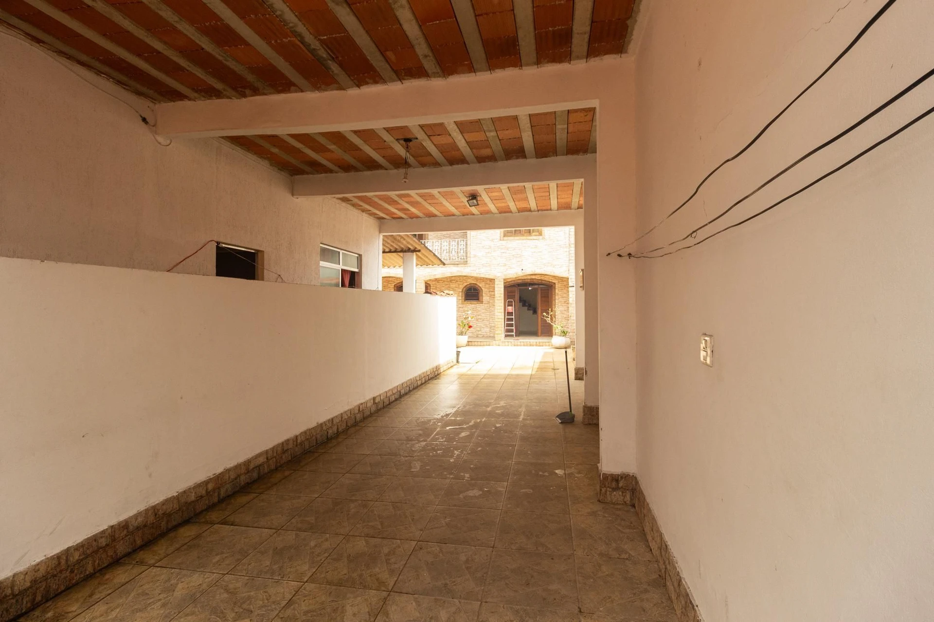 250 m² house with a garden and a mountain view — photo 7