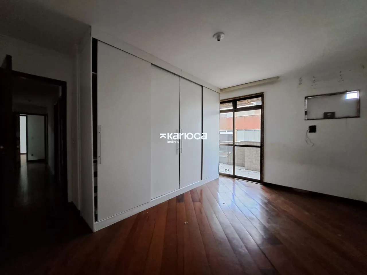 Apartment with 4 bedrooms and 3 bathrooms, 155 m² — photo 4
