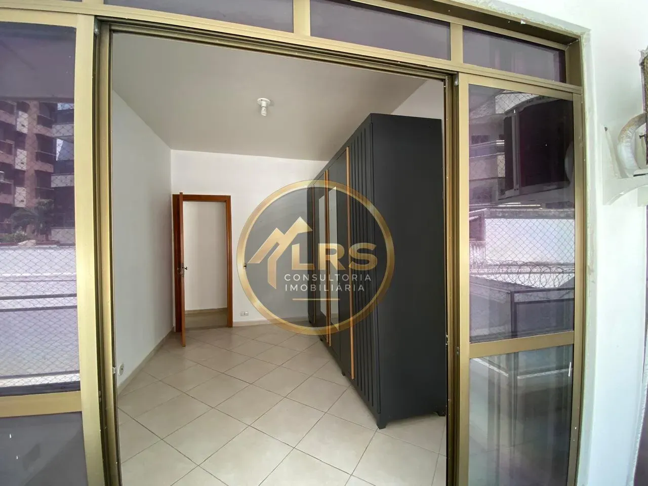 3-bedroom apartment with a home office in Rio de Janeiro — photo 16