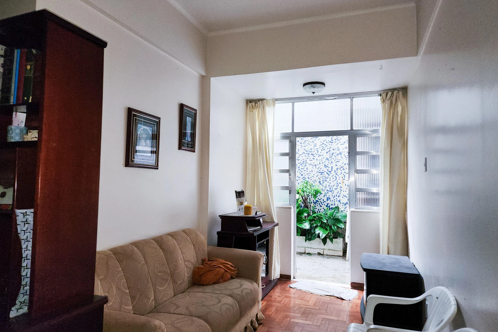 2-bedroom apartment with a home office — photo 12