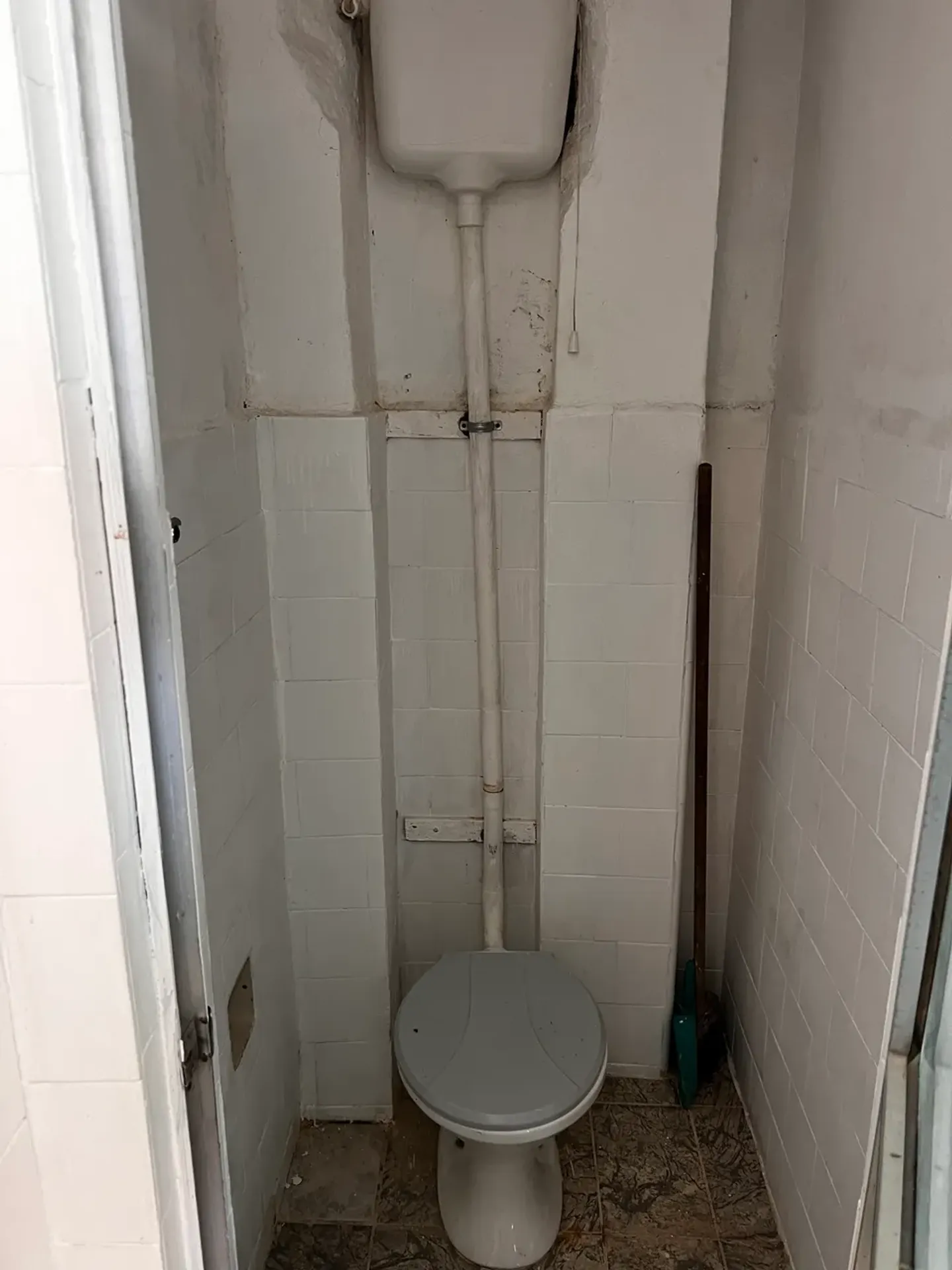 Немеблированная квартира с 1 спальней и 100 м² — photo 11