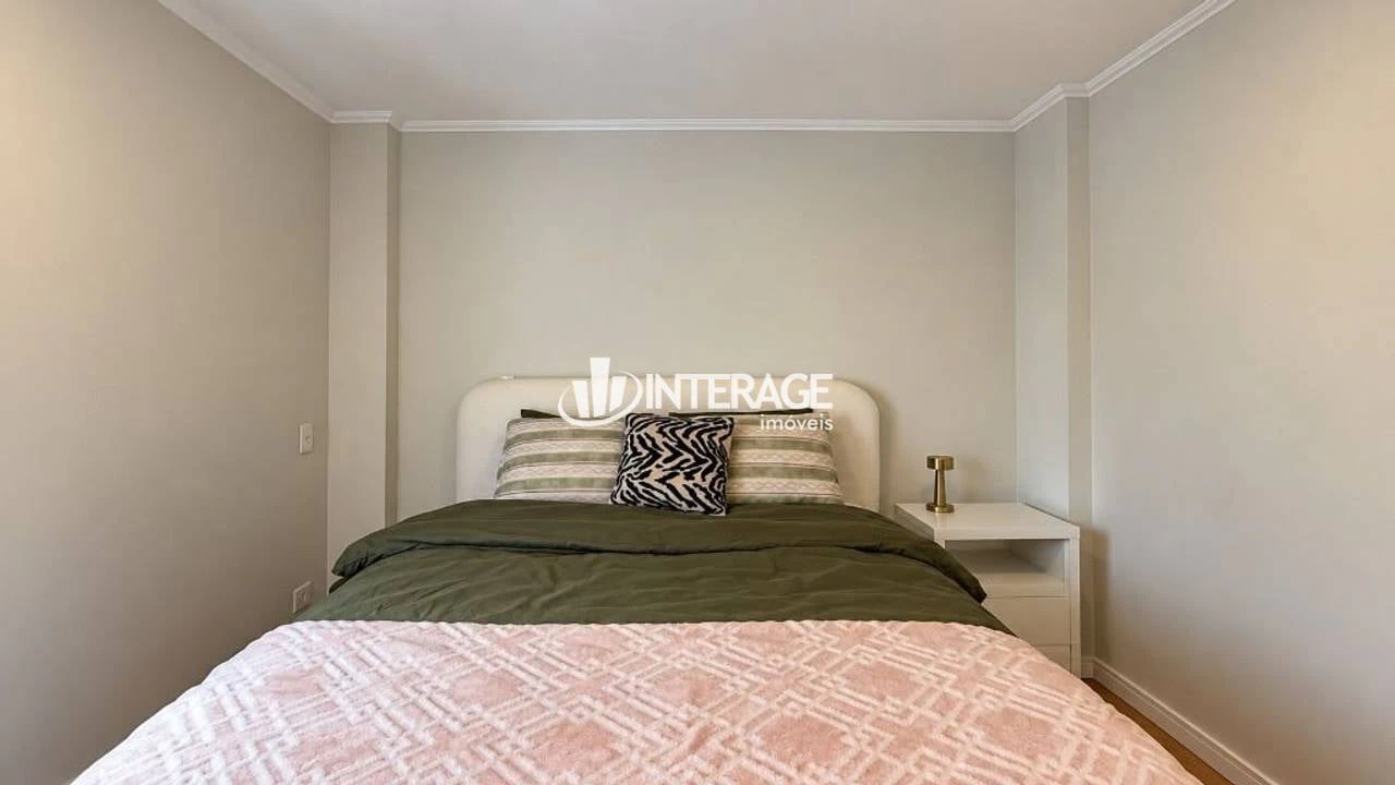 2-bedroom apartment with a private pool in Curitiba — photo 4