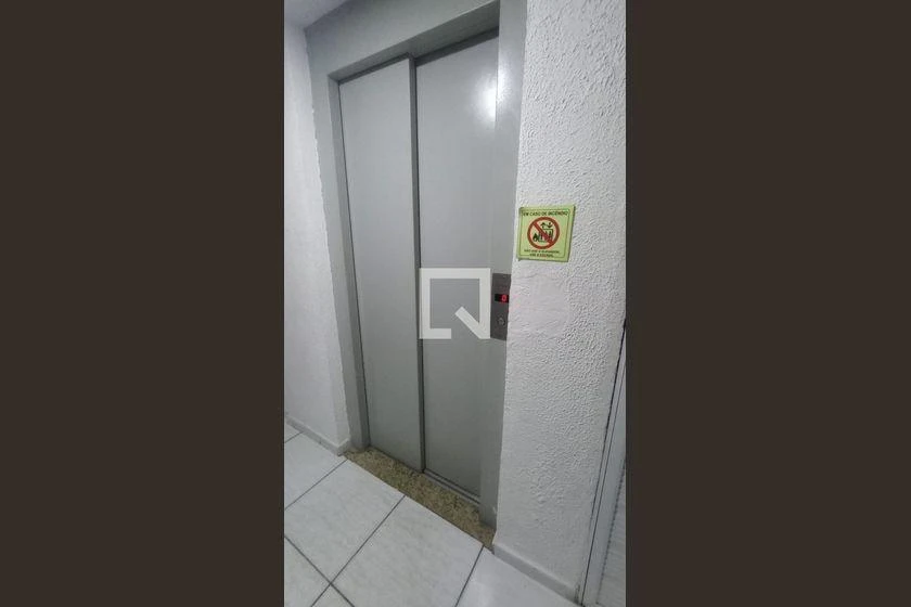55 m² apartment with 2 bedrooms and a closed kitchen — photo 10