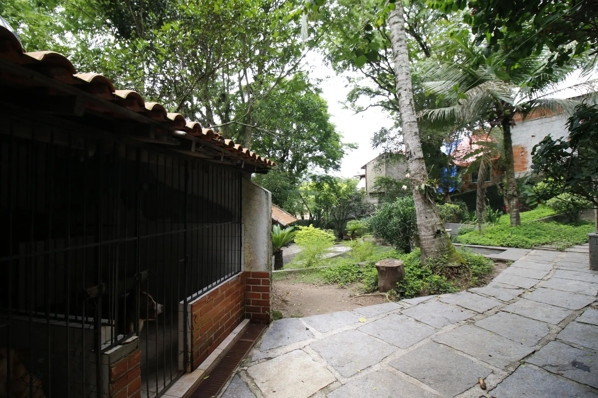Furnished house, 700 m², with a jacuzzi — photo 26