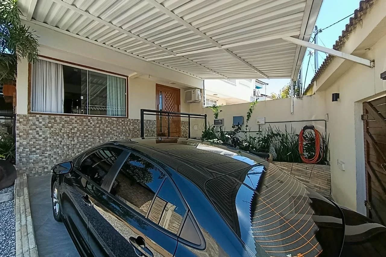 Home office in a 2-bedroom house, 280 m² — photo 28