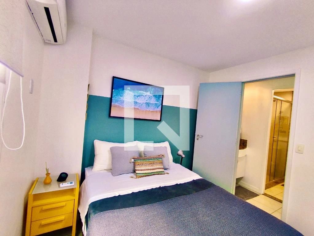 Furnished 1-bedroom apartment with open kitchen — photo 7