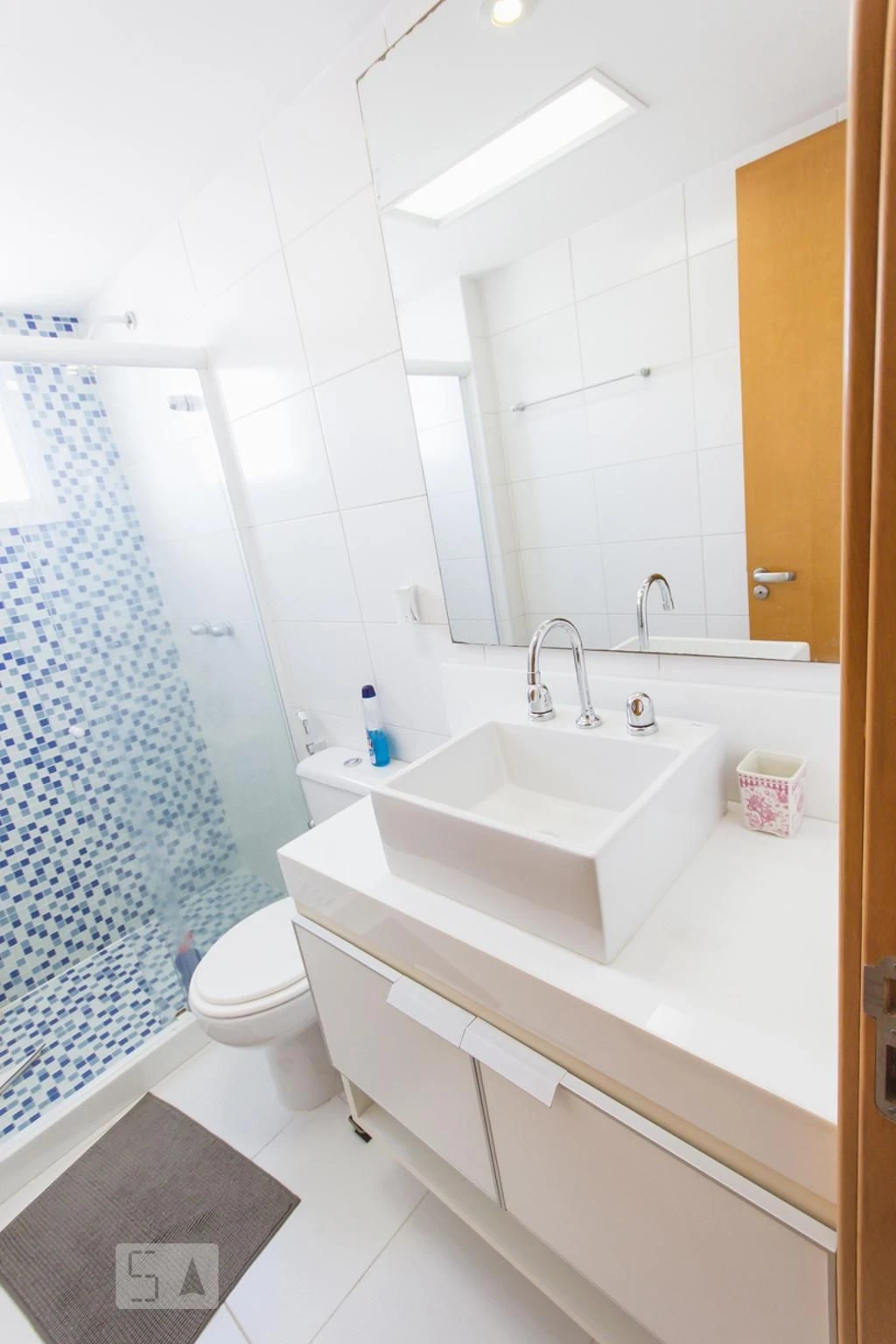 Apartamento mobiliado com 3 quartos e 3 banheiros — photo 46