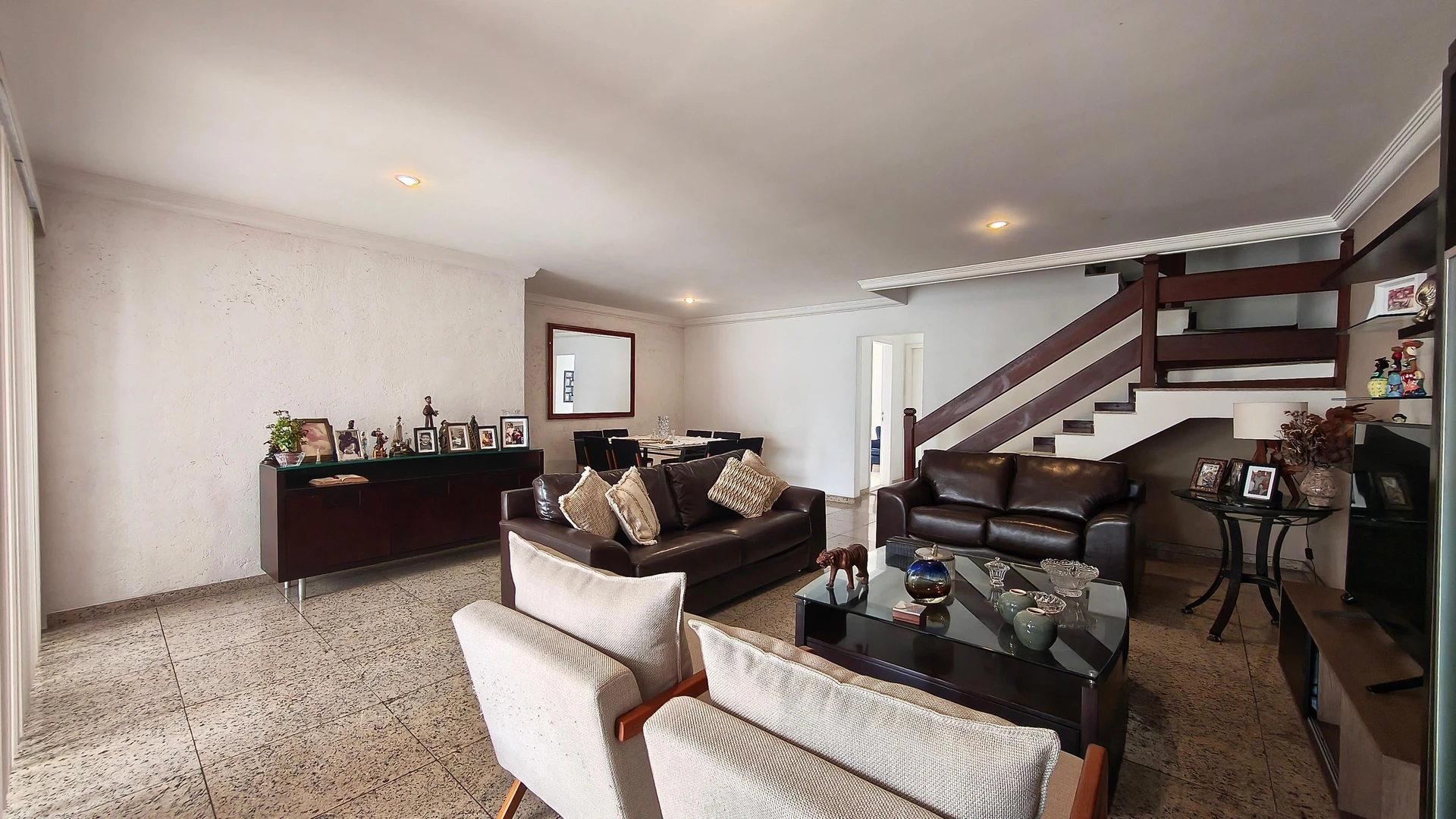 5 quartos e varanda gourmet: casa de 290 m² — photo 8