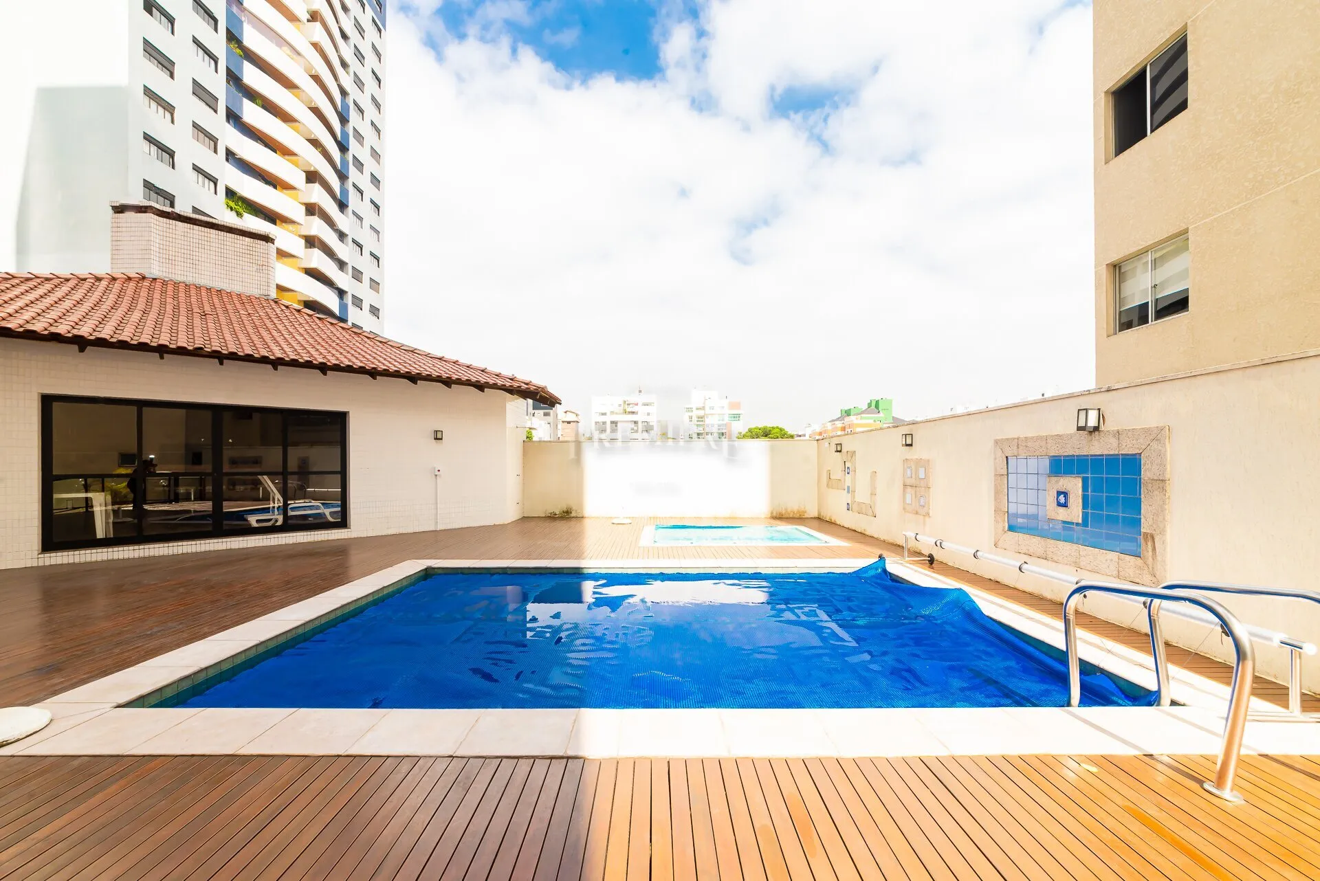 Apartamento de 3 suítes com 265 m² e 2 vagas — photo 29