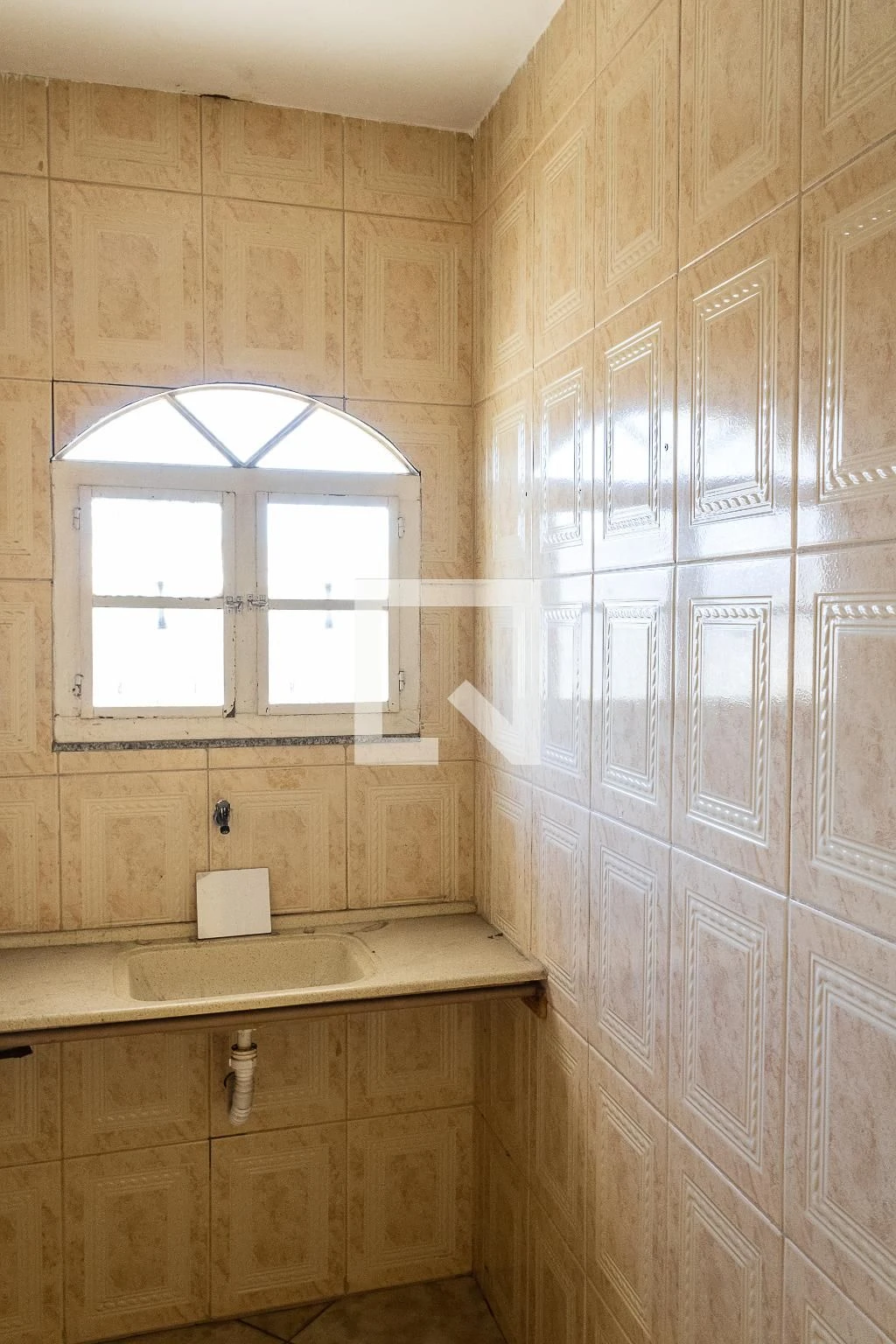 House for rent with 1 bedroom and a private balcony — photo 6