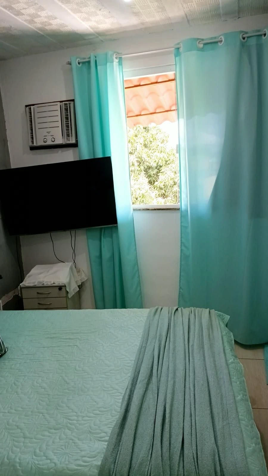 Furnished 3-bedroom house with 4 bathrooms, no parking — photo 16