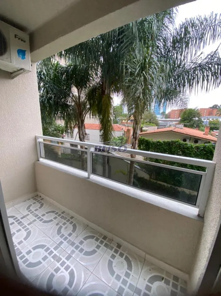 2-bedroom apartment with wood or laminate floors in Curitiba — photo 11