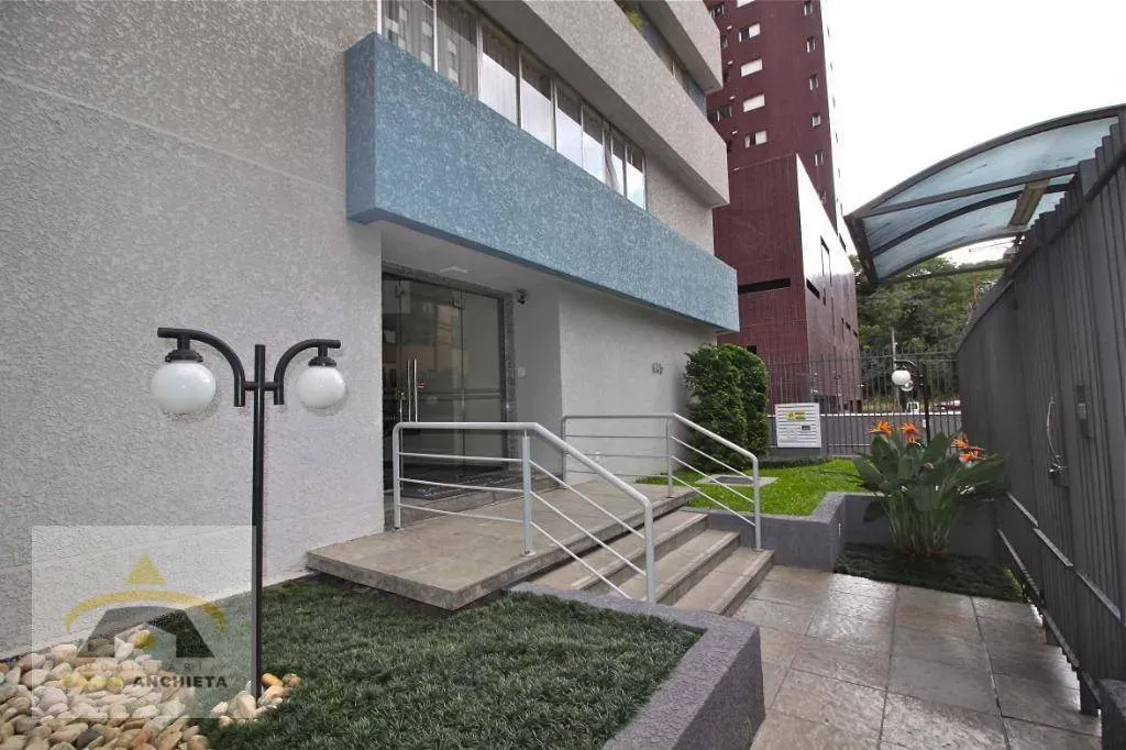 Furnished 1-bedroom apartment with a private BBQ area — photo 19