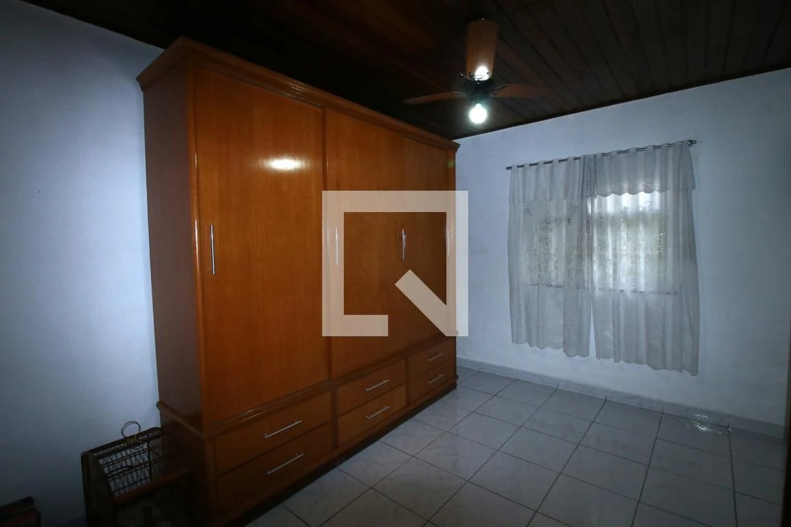 Unfurnished house for rent with 4 bedrooms and private garden — photo 8