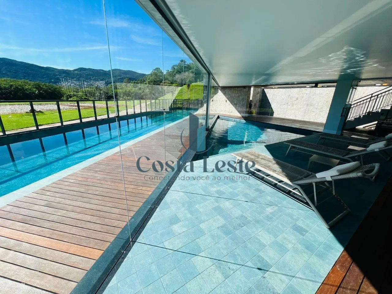 Apartment, 134 m², with a grill on the balcony