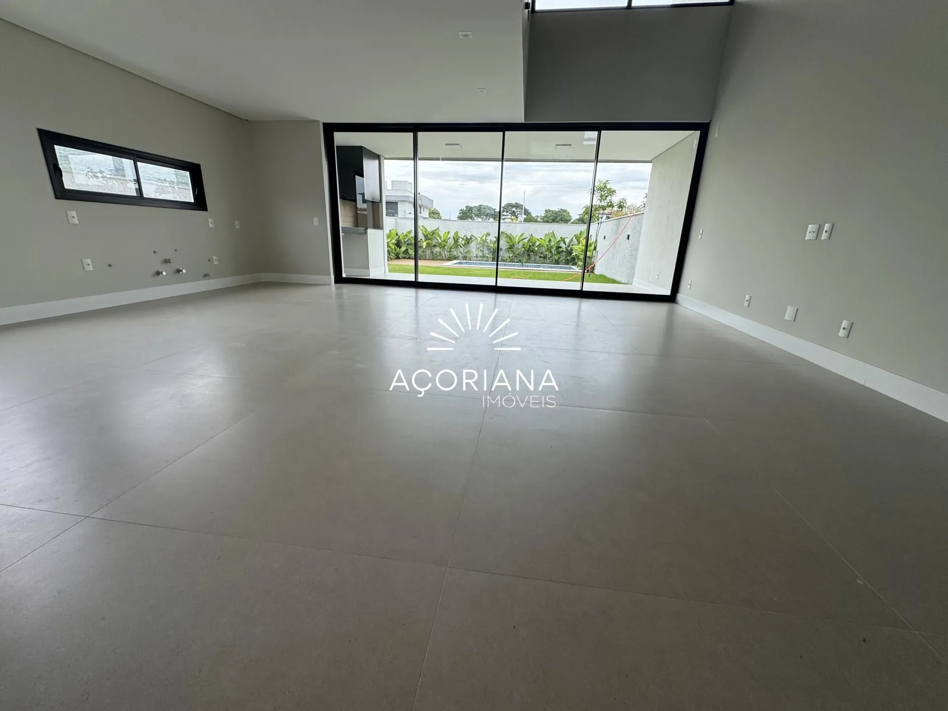 Дом с приватным садом, 270 м² и 3 спальни — photo 17