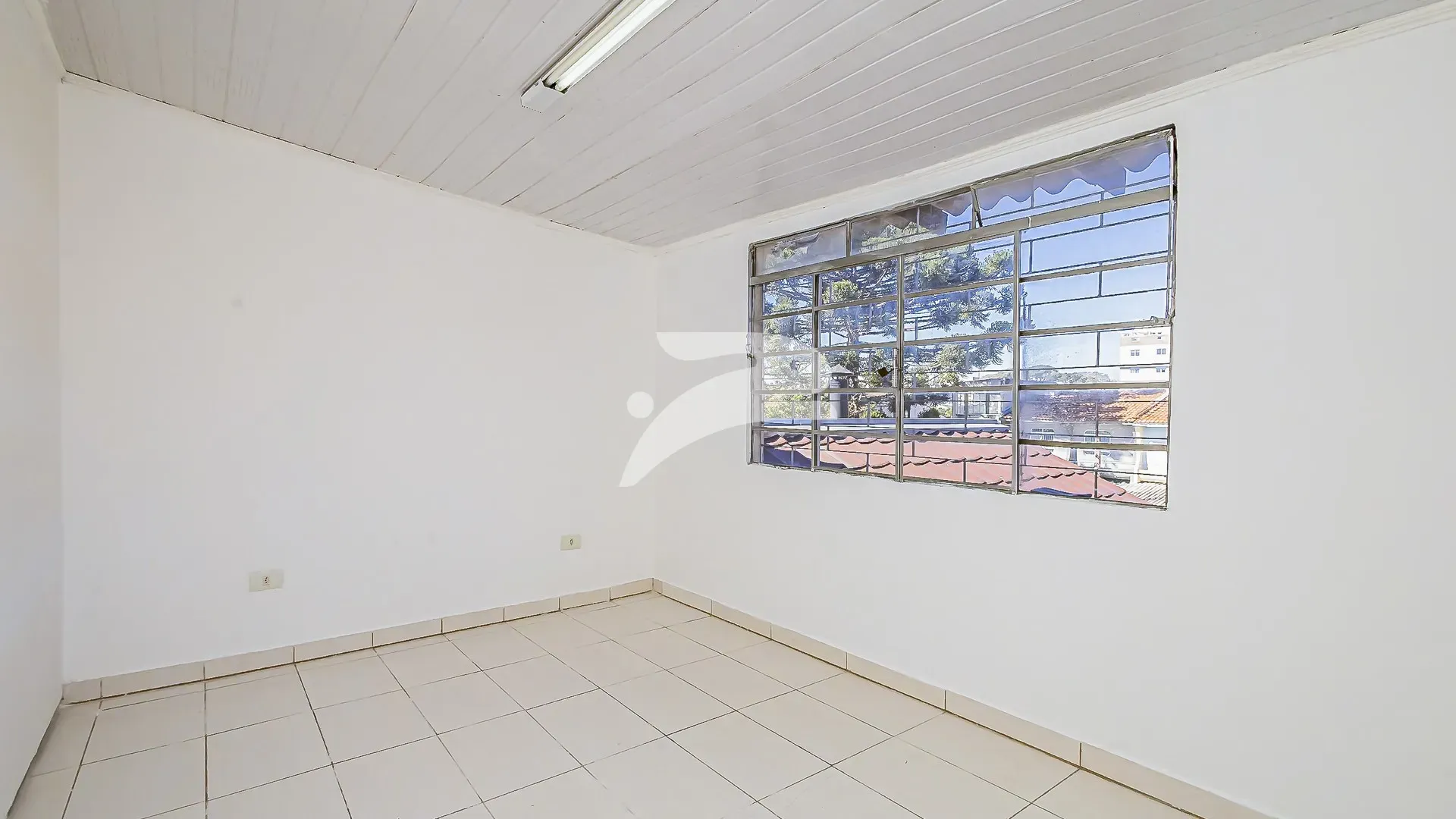 3-bedroom house with 3 bathrooms and 233 m² — photo 26