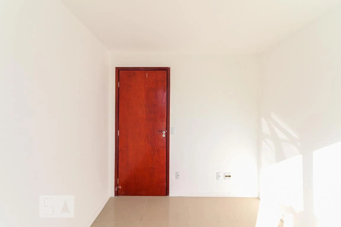 3-bedroom apartment with a mountain view in Rio de Janeiro — photo 9