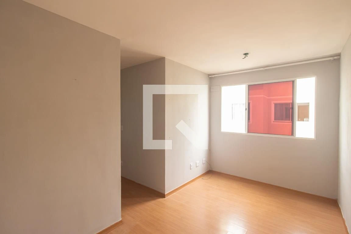 Apartamento de 2 quartos em condomínio com piscina — photo 32