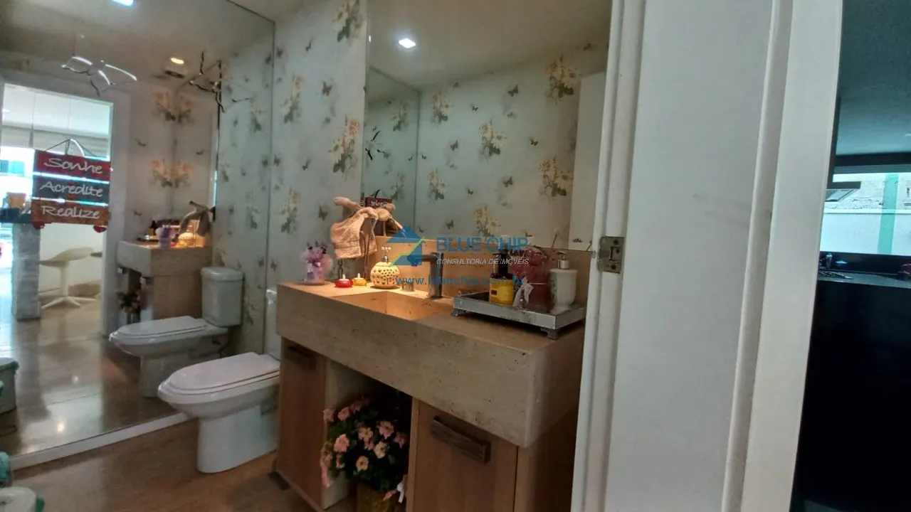 Unfurnished house for rent with 5 suites and a balcony — photo 14