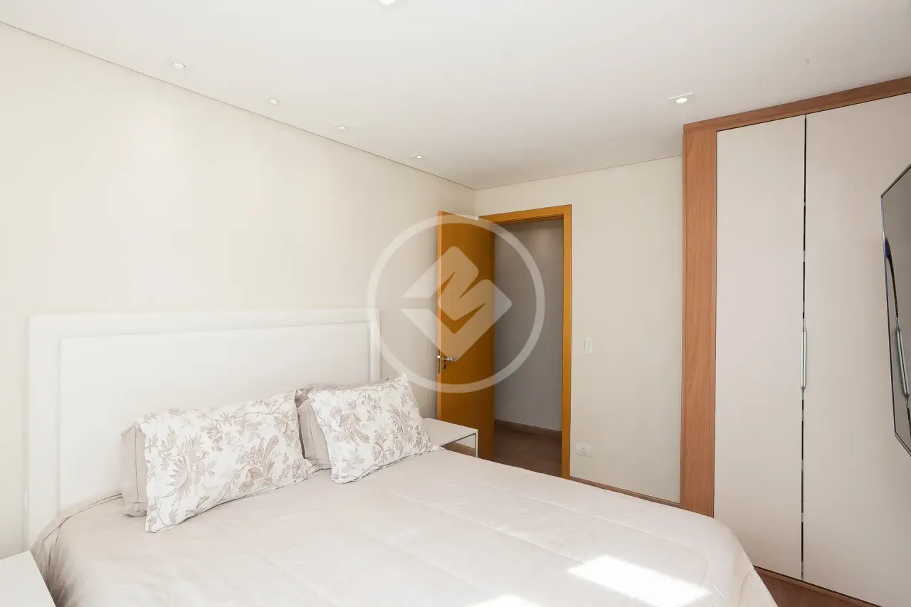 Furnished 3-bedroom apartment with 1 en-suite — photo 17
