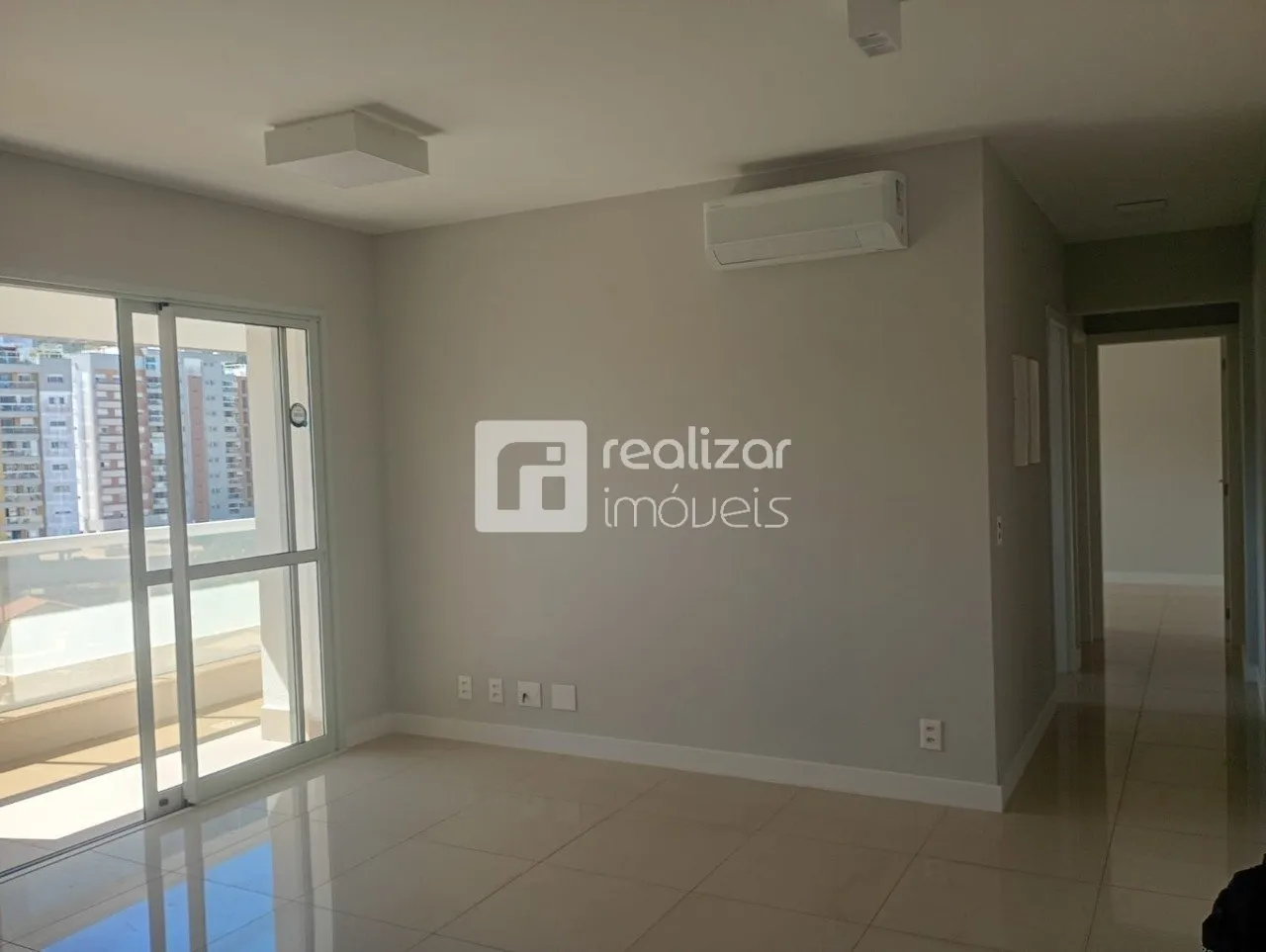 Mountain view in a 2-bedroom apartment, 75 m² — photo 12