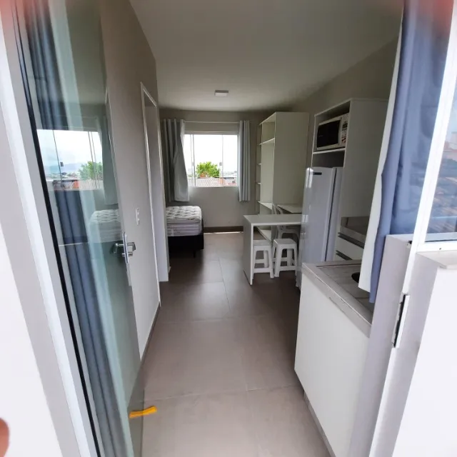 Furnished studio, 20 m², with a home office
