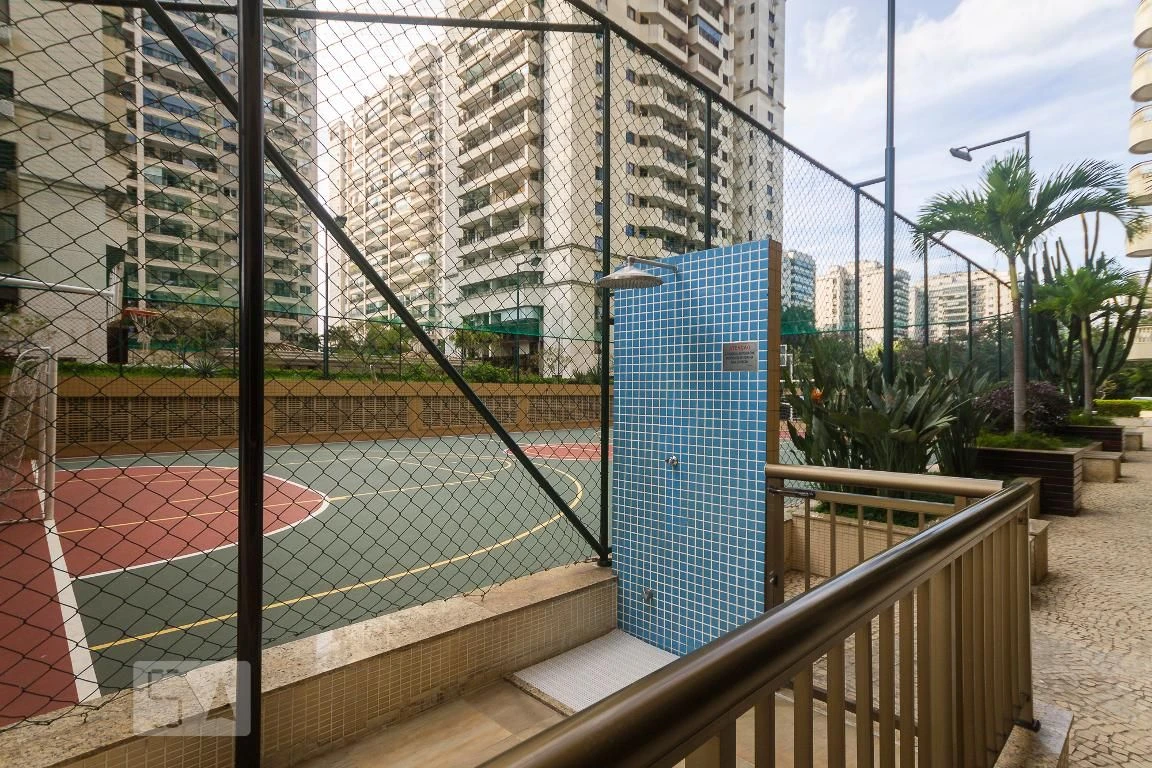 3-bedroom apartment with 2 parking spots and en-suites — photo 44