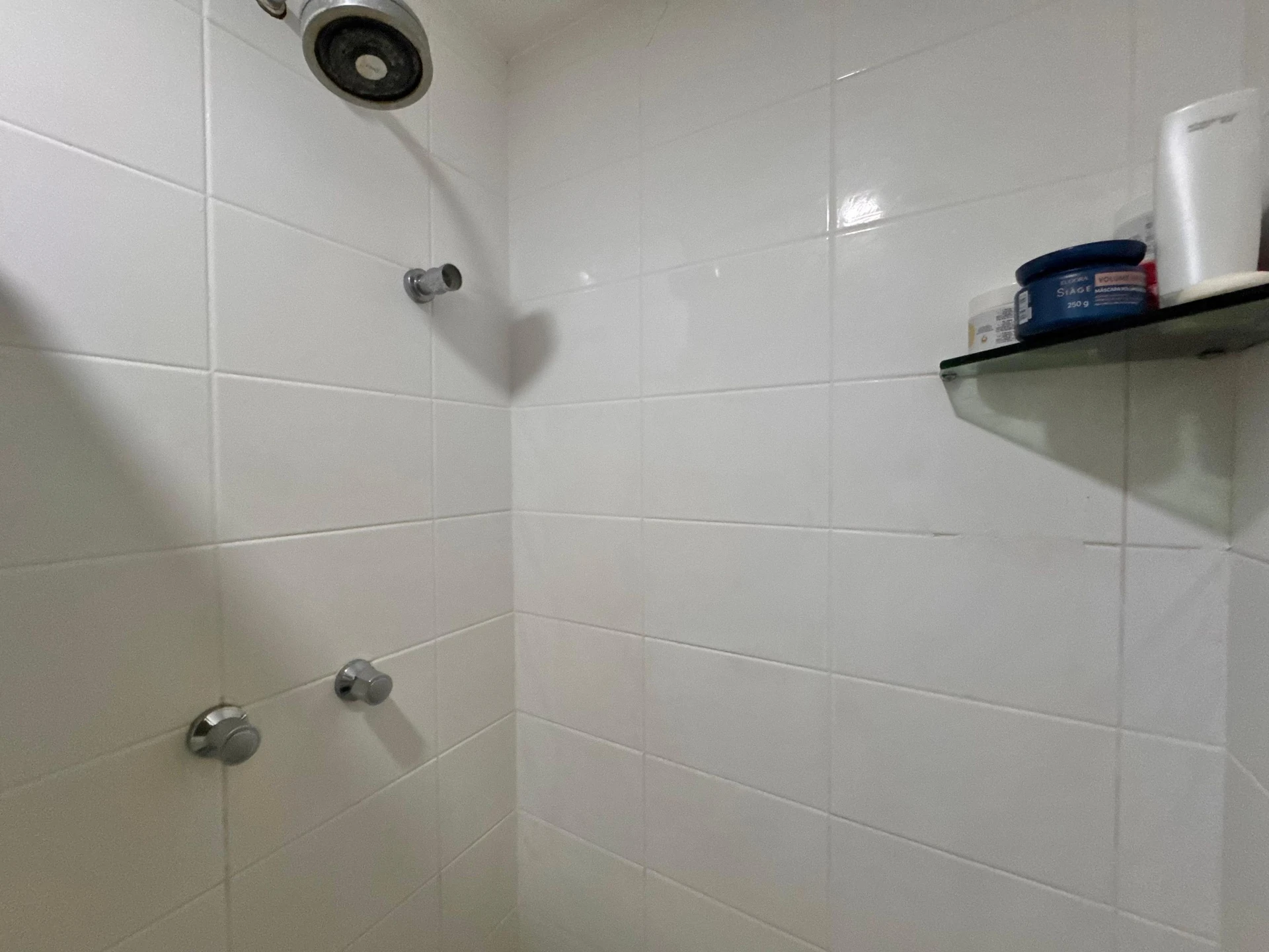 Apartamento mobiliado com 3 quartos e varanda fechada — photo 2