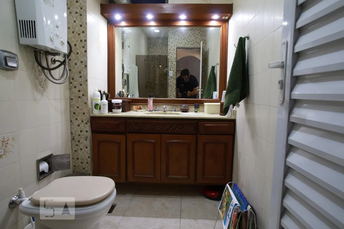 Furnished 2-bedroom apartment with 2 bathrooms — photo 35