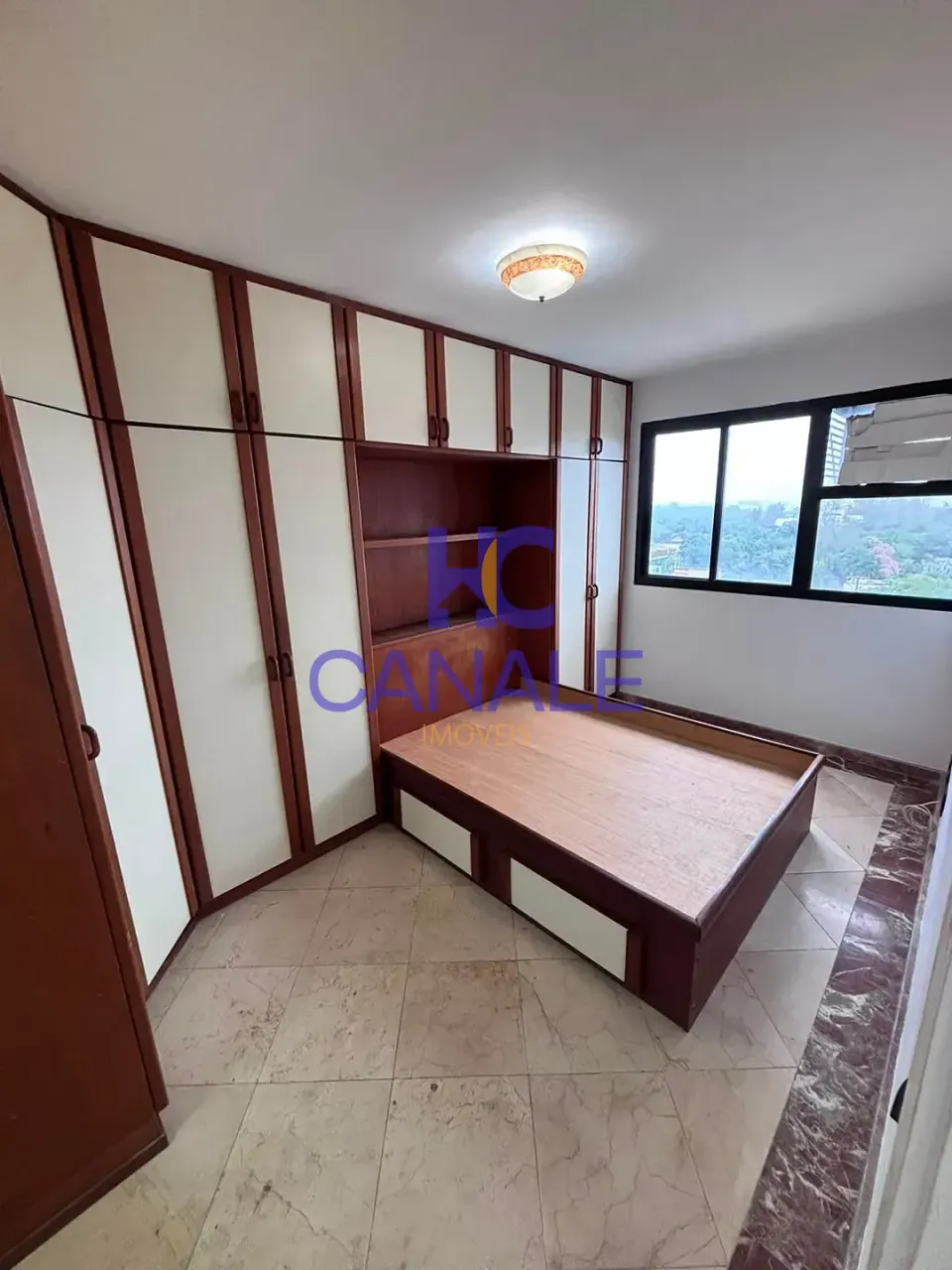 Rental apartment with 2 bedrooms and a balcony — photo 13