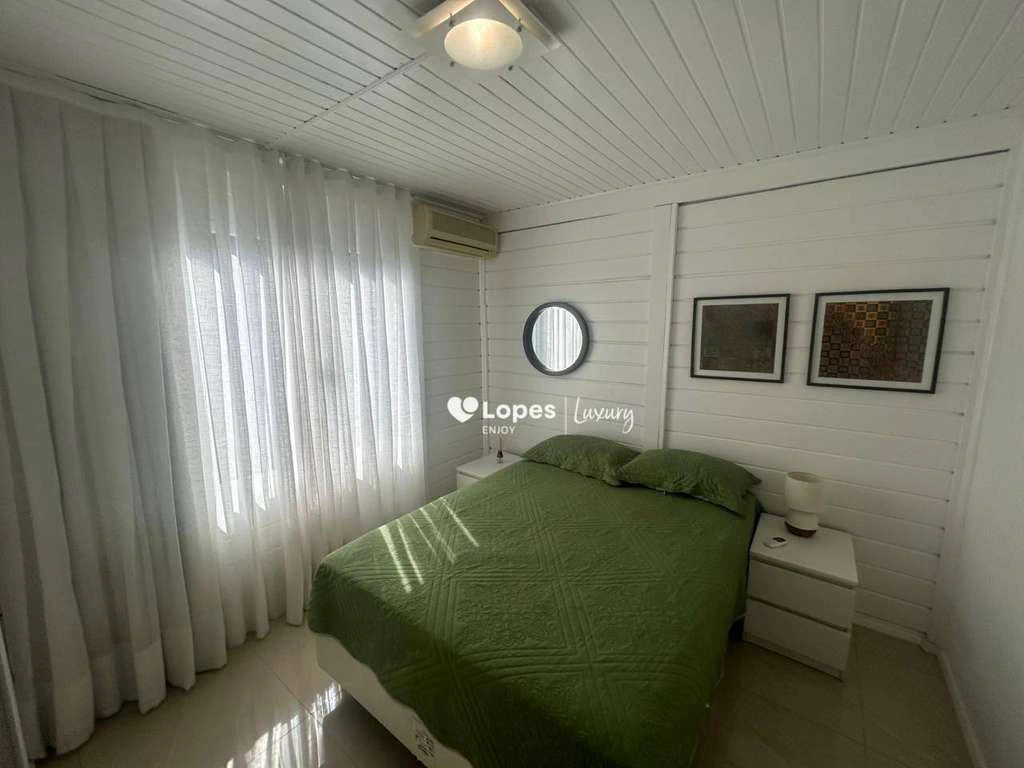 Furnished house with 4 bedrooms and 620 m² — photo 11
