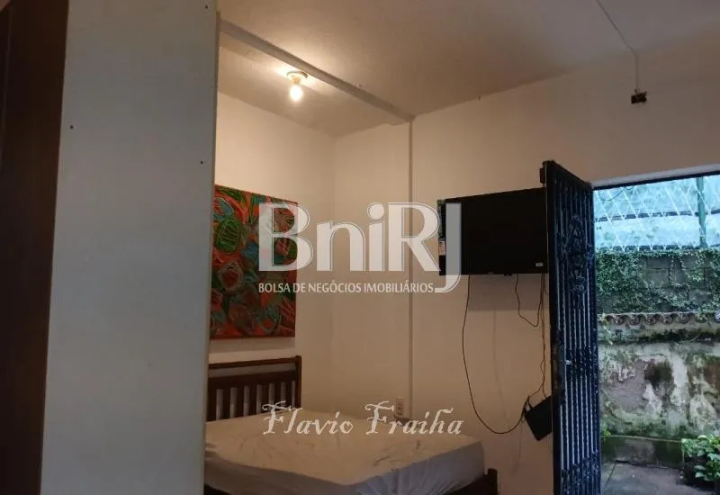 One-bedroom apartment with a home office in Rio de Janeiro — photo 17