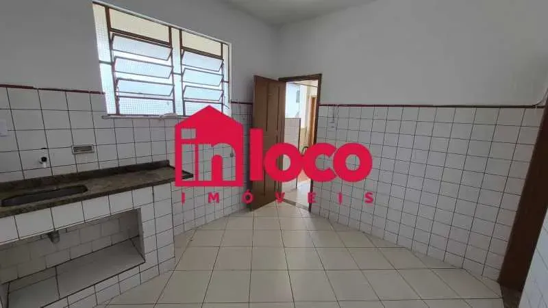 1-bedroom apartment with a balcony and separate kitchen — photo 5