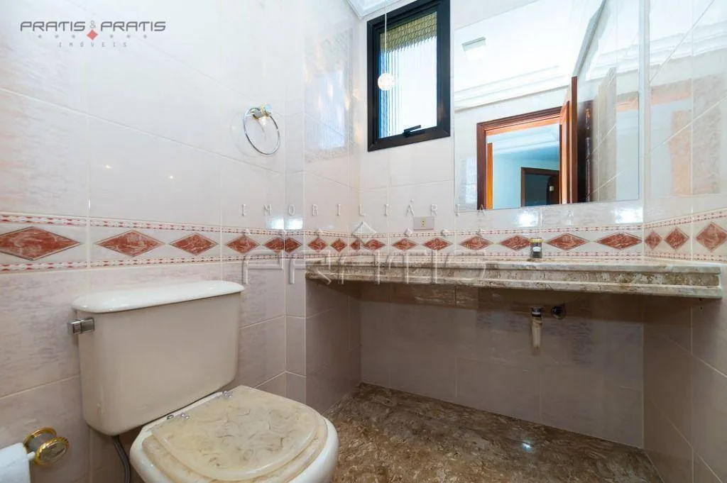 350 m² 3-bedroom apartment with a private BBQ balcony — photo 16