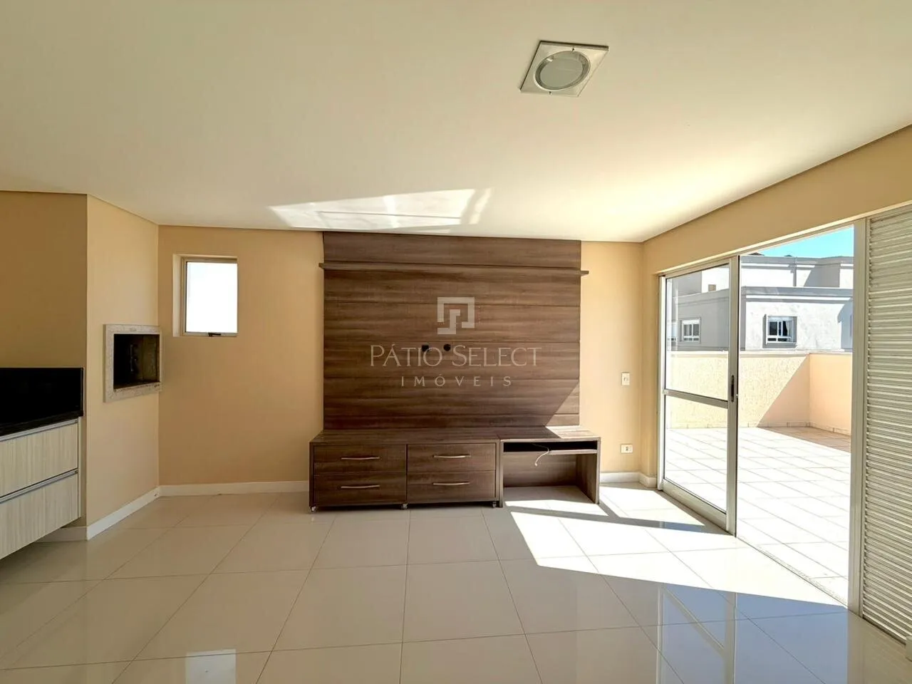 3-bedroom apartment with a washing machine in Curitiba — photo 37