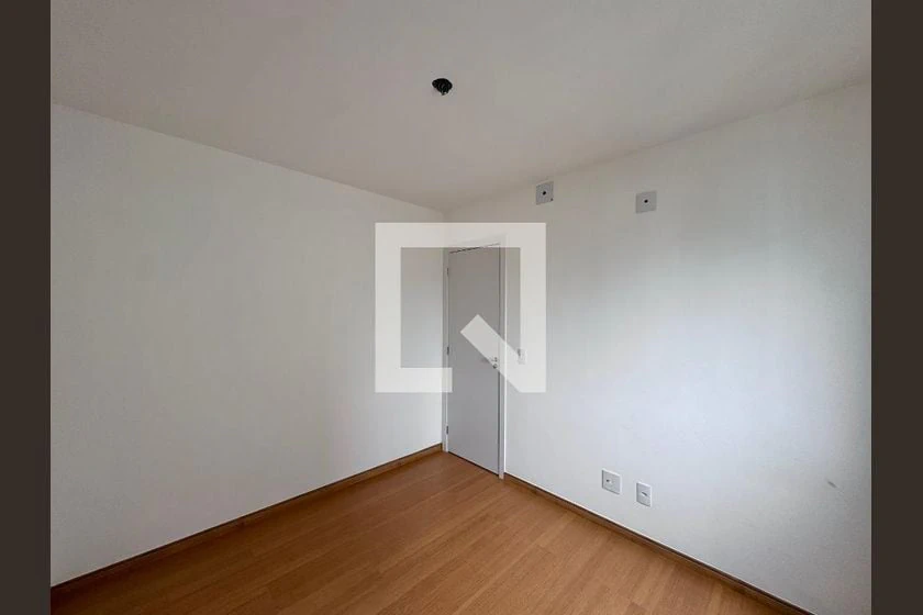 2-bedroom apartment with fitted kitchen cabinets — photo 15