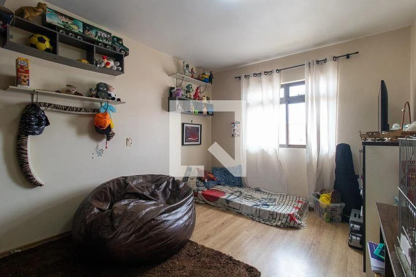 3-bedroom house with a bathtub in Curitiba — photo 42