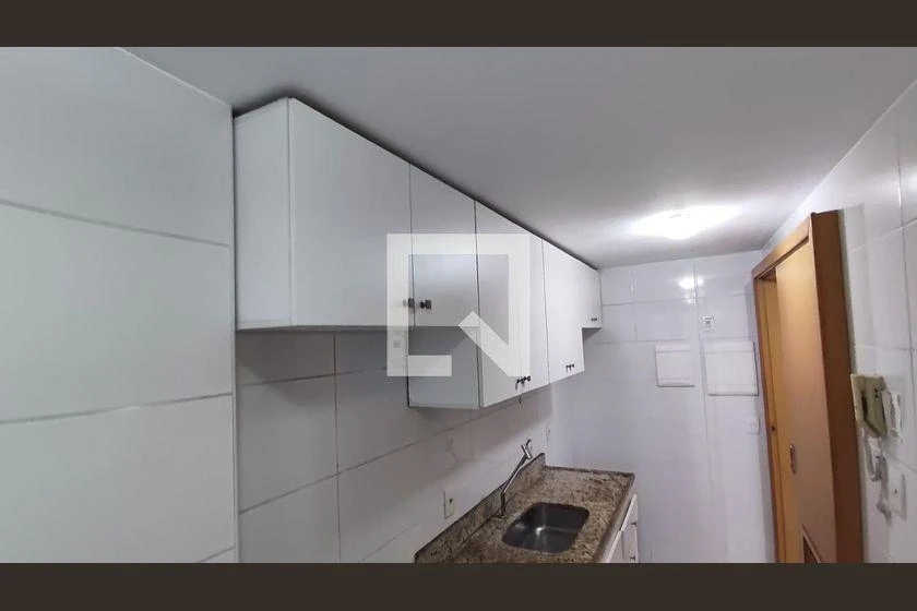 3-bedroom apartment in a building with a gym — photo 29