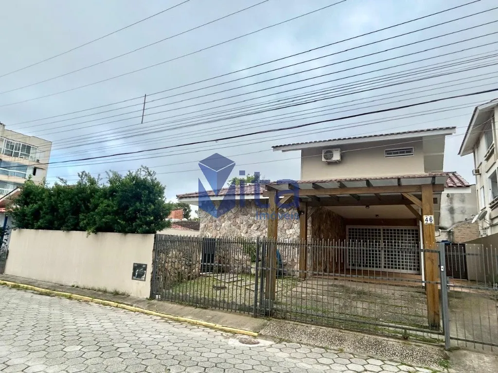 Furnished 3-bedroom house with 2 bathrooms
