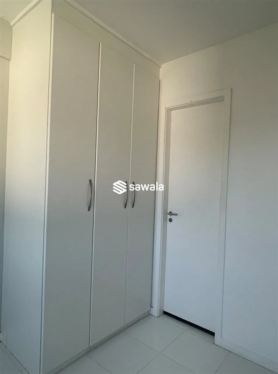 Apartamento com cozinha fechada a gás e 2 banheiros — photo 17
